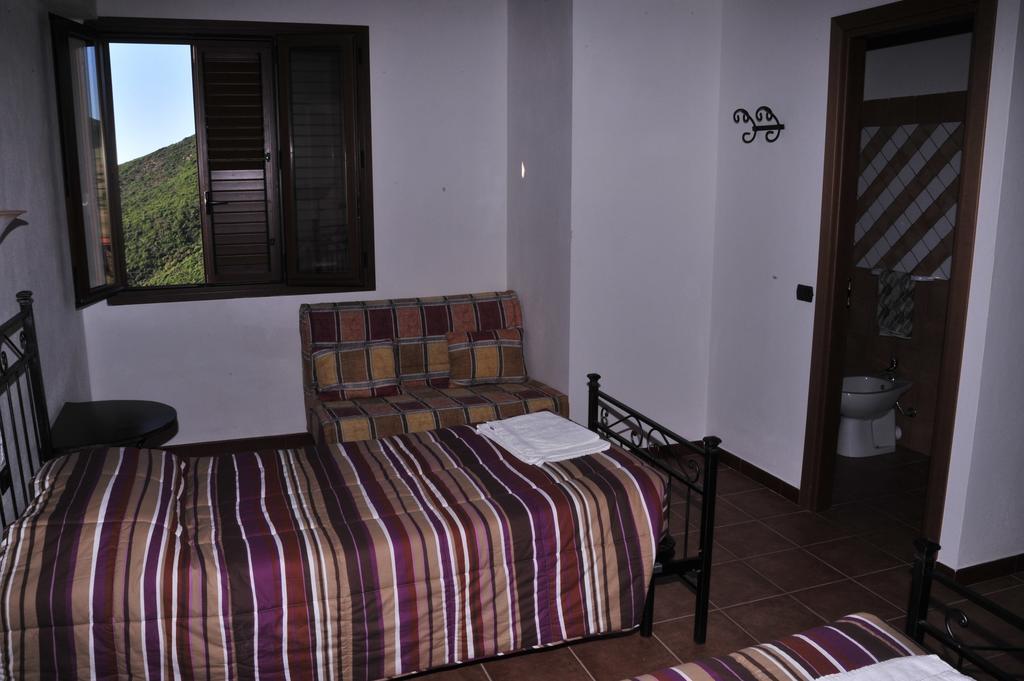 Villa Agriturismo Rocca Su Moru Arbus Exterior foto